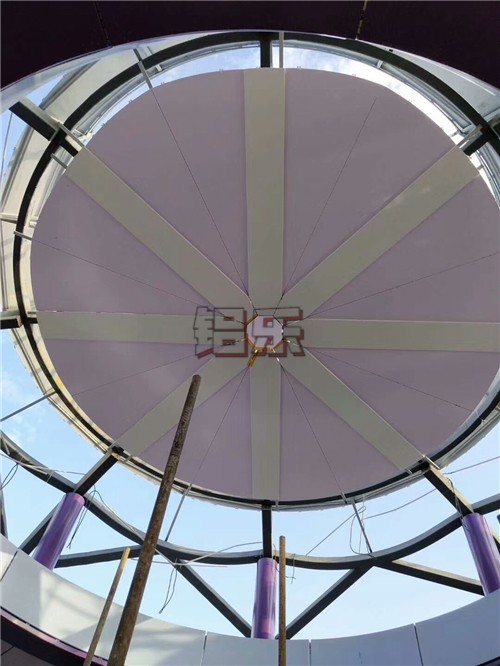 铝乐建材公司告诉大家快速选择质量好的木纹铝单板