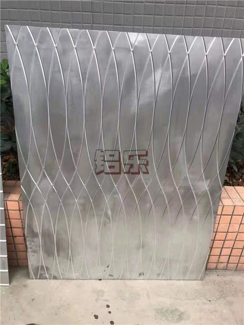 要怎样采购到高质量的铝方通这几个因素要注意