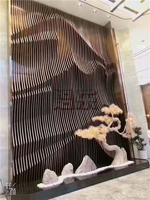 铝乐铝方通教大家简单订制到优良的铝方通