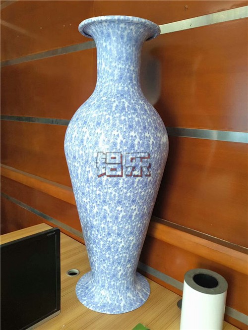 包柱铝单板制造商到哪儿好？咋样挑选完美包柱铝单板