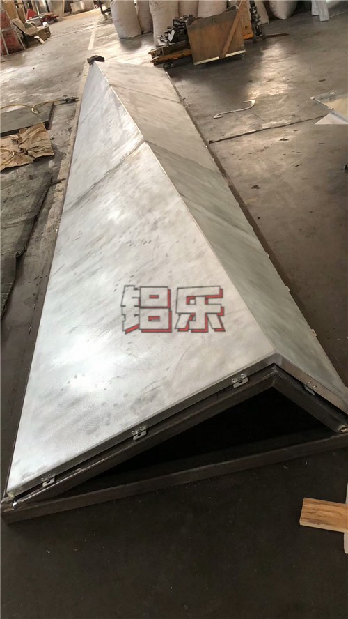 铝幕墙哪一个公司好？怎么样找到优秀铝幕墙