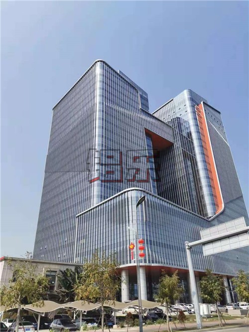 怎么买着高质量的双曲铝单板呢这四方面要注意