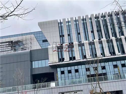包柱铝单板知名品牌名称有什么？教你找到完美铝单