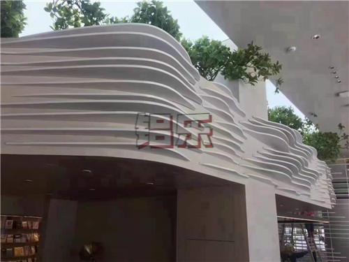 木纹铝单板企业哪一个牌子好？咋样选择优秀木纹铝单板