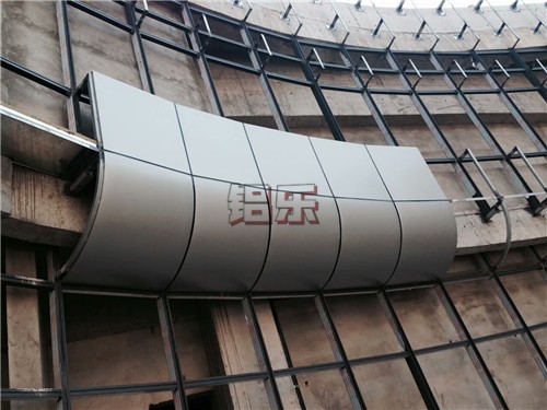 要怎样订购一个优异的石纹铝单板制作公司